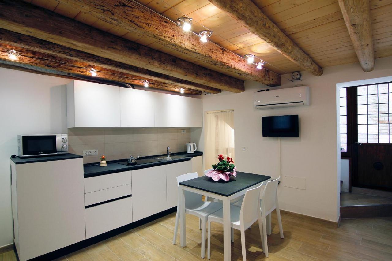 Tre Raggi Apartment เวนิส ภายนอก รูปภาพ