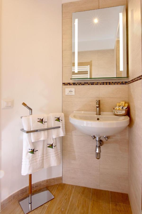 Tre Raggi Apartment เวนิส ภายนอก รูปภาพ